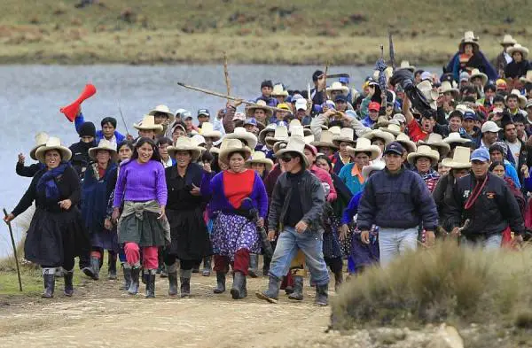 Manifestations contre le projet minier à Cajamarca au Pérou