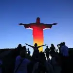 Le Christ du Corcovado éclairé aux couleurs du drapeau allemand