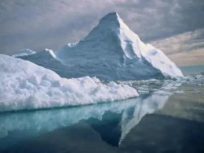 Quels moyens utilisés pour tracer le trajet d’un iceberg de 700 km2