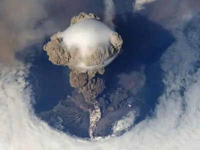 Éruption du volcan Colima au Mexique : les autorités sonnent l’alerte