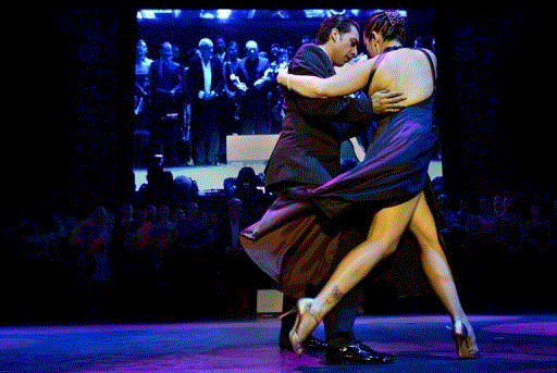 Mondial Tango de Buenos Aires, un couple argentin remporte le tournoi