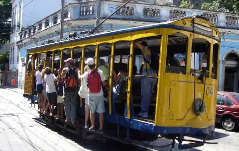 Les habitants de Santa Teresa à Rio déplorent les transformations apportées au tramway