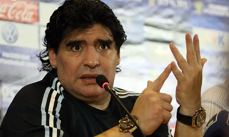les causes de la mort de Maradona