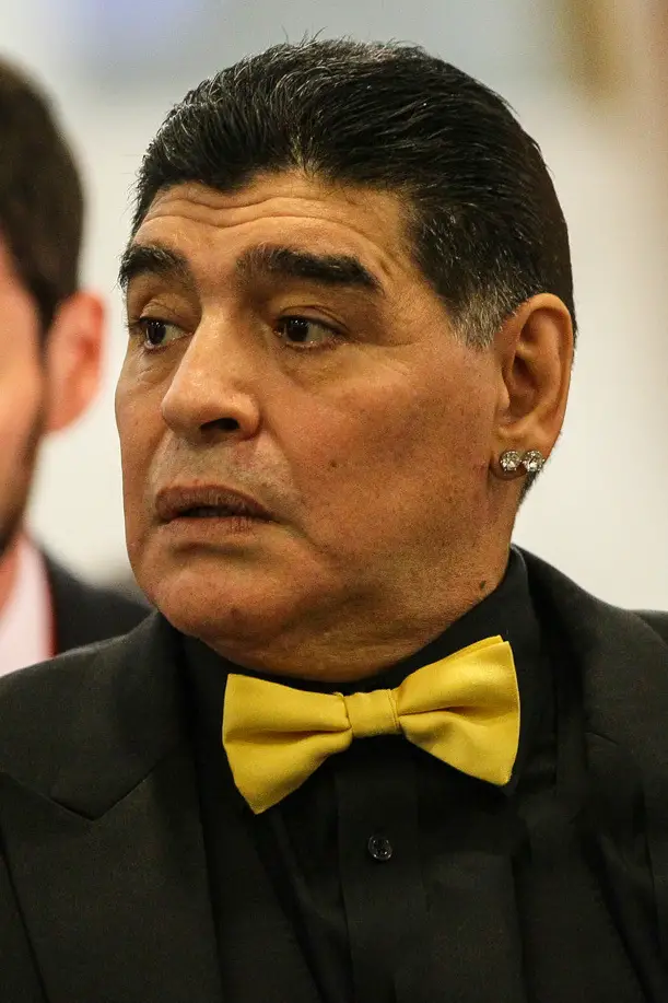 de quoi est mort Maradona