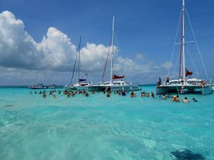 Louer un bateau à Saint Martin : où s’adresser ?